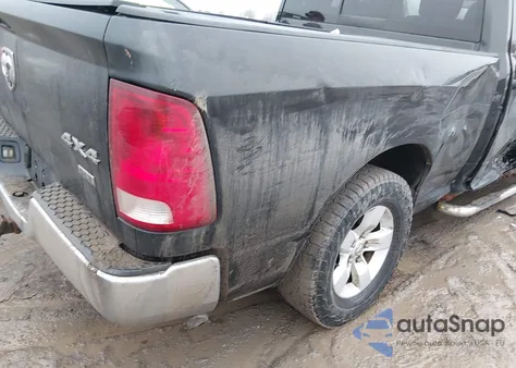 2016 Ram 1500 Slt z USA, uszkodzony, nr VIN 1C6RR7GT8GS200006